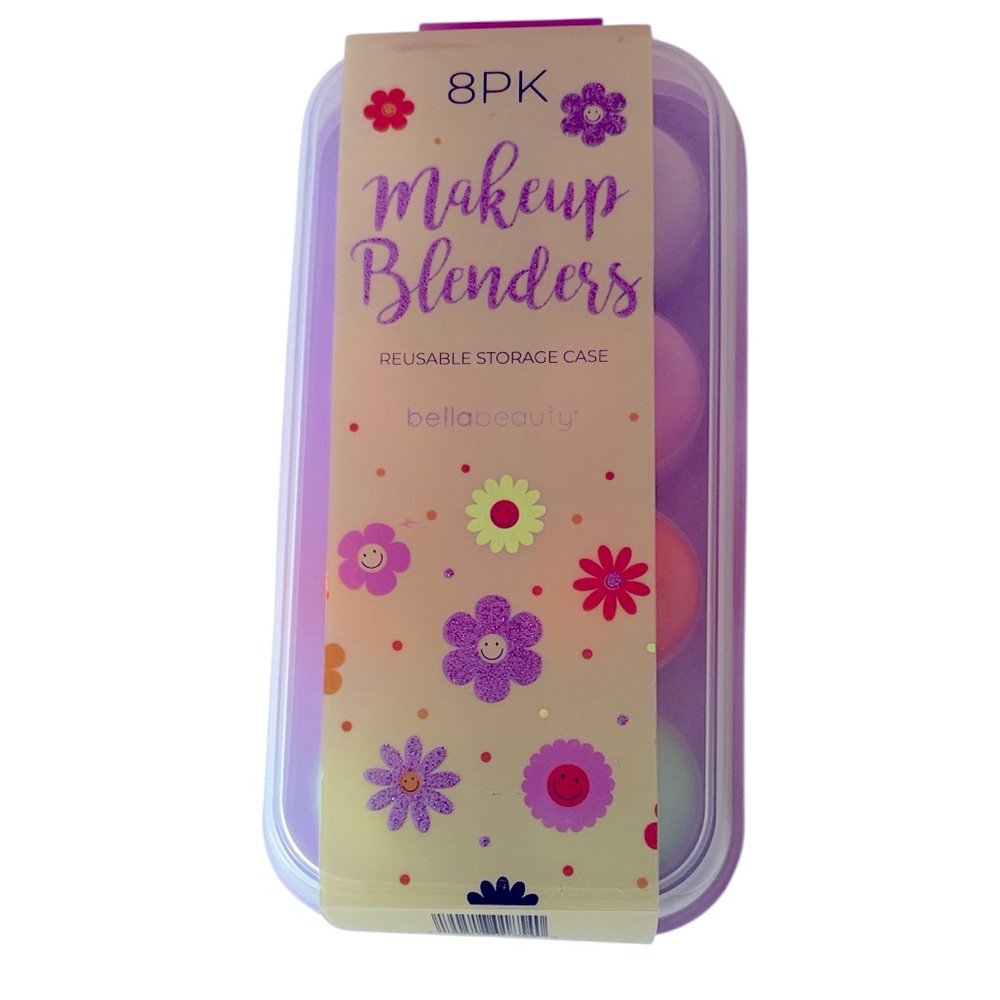 Bella Beauty NWT 8 pack Makeup Blenders with resealable case